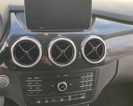 Серый Мерседес Б-класс, объемом двигателя 0 л и пробегом 147 тыс. км за 10900 $, фото 37 на Automoto.ua