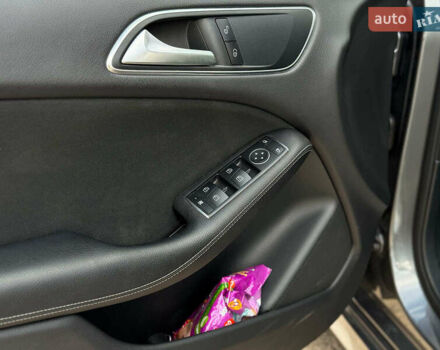 Мерседес Б-класс 2017 в Виннице на Automoto.ua Серый Мерседес Б-класс, объемом двигателя 2 л и пробегом 149 тыс. км за 14480 $, фото 20 на Automoto.ua