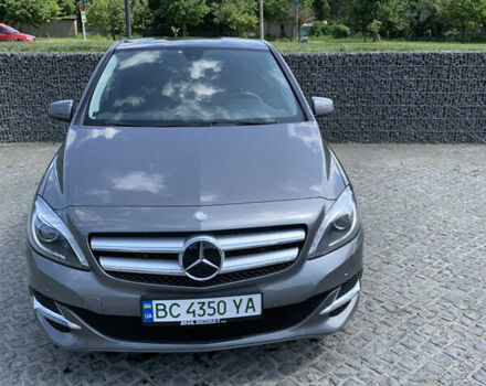 Серый Мерседес Б-класс, объемом двигателя 0 л и пробегом 112 тыс. км за 10300 $, фото 1 на Automoto.ua