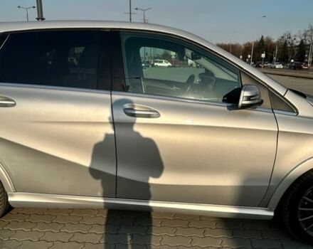 Серый Мерседес Б-класс, объемом двигателя 0 л и пробегом 98 тыс. км за 9900 $, фото 15 на Automoto.ua