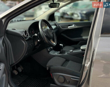 Мерседес Б-класс 2017 в Виннице на Automoto.ua Серый Мерседес Б-класс, объемом двигателя 2 л и пробегом 149 тыс. км за 14480 $, фото 17 на Automoto.ua