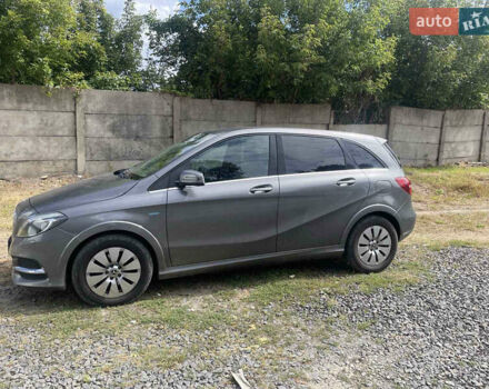 Серый Мерседес Б-класс, объемом двигателя 0 л и пробегом 65 тыс. км за 9300 $, фото 9 на Automoto.ua