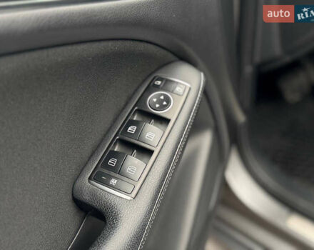 Сірий Мерседес Б-клас, об'ємом двигуна 0 л та пробігом 116 тис. км за 8999 $, фото 11 на Automoto.ua