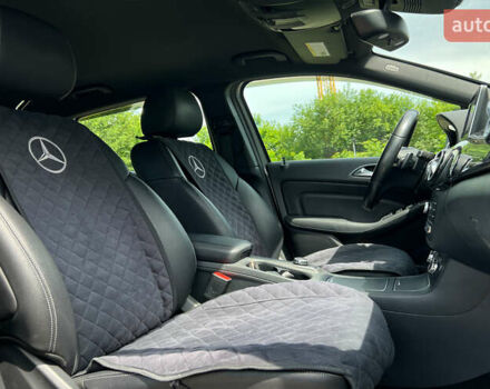 Серый Мерседес Б-класс, объемом двигателя 0 л и пробегом 61 тыс. км за 12500 $, фото 8 на Automoto.ua