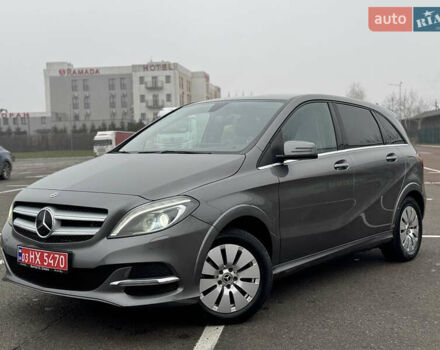 Сірий Мерседес Б-клас, об'ємом двигуна 0 л та пробігом 116 тис. км за 8999 $, фото 35 на Automoto.ua