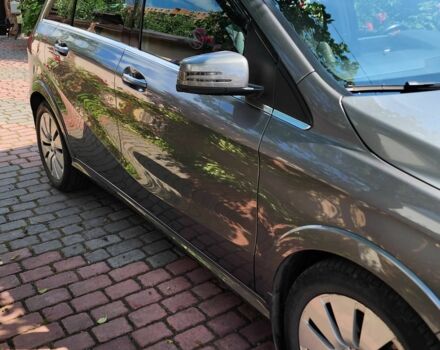 Сірий Мерседес Б-клас, об'ємом двигуна 0 л та пробігом 61 тис. км за 11500 $, фото 2 на Automoto.ua