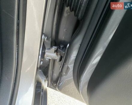 Серый Мерседес Б-класс, объемом двигателя 0 л и пробегом 147 тыс. км за 10900 $, фото 104 на Automoto.ua