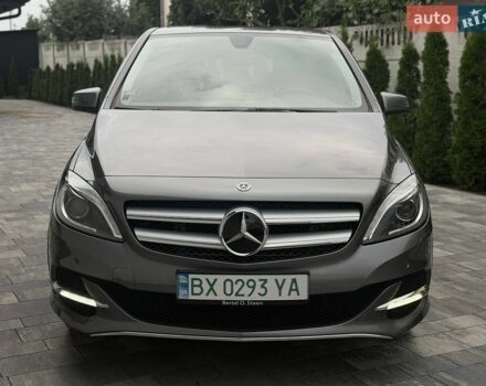 Сірий Мерседес Б-клас, об'ємом двигуна 0 л та пробігом 112 тис. км за 9950 $, фото 1 на Automoto.ua