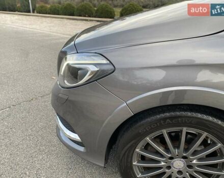 Серый Мерседес Б-класс, объемом двигателя 0 л и пробегом 147 тыс. км за 10900 $, фото 90 на Automoto.ua