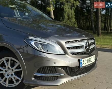 Сірий Мерседес Б-клас, об'ємом двигуна 0 л та пробігом 130 тис. км за 11700 $, фото 13 на Automoto.ua