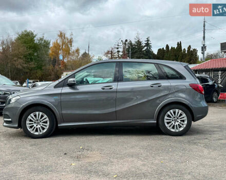 Мерседес Б-класс 2017 в Виннице на Automoto.ua Серый Мерседес Б-класс, объемом двигателя 2 л и пробегом 149 тыс. км за 14480 $, фото 4 на Automoto.ua