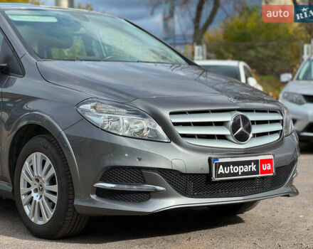 Мерседес Б-класс 2017 в Виннице на Automoto.ua Серый Мерседес Б-класс, объемом двигателя 2 л и пробегом 149 тыс. км за 14480 $, фото 14 на Automoto.ua
