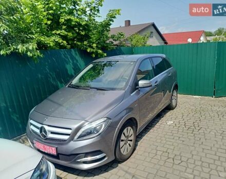Сірий Мерседес Б-клас, об'ємом двигуна 0 л та пробігом 92 тис. км за 9700 $, фото 6 на Automoto.ua