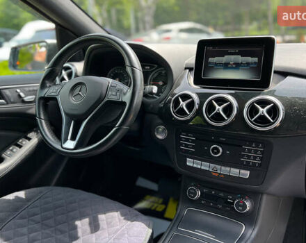 Серый Мерседес Б-класс, объемом двигателя 0 л и пробегом 61 тыс. км за 12500 $, фото 9 на Automoto.ua