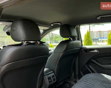 Серый Мерседес Б-класс, объемом двигателя 0 л и пробегом 61 тыс. км за 12500 $, фото 12 на Automoto.ua