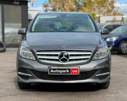 Серый Мерседес Б-класс, объемом двигателя 2 л и пробегом 149 тыс. км за 14480 $, фото 2 на Automoto.ua