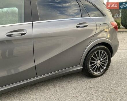 Серый Мерседес Б-класс, объемом двигателя 0 л и пробегом 147 тыс. км за 10900 $, фото 86 на Automoto.ua