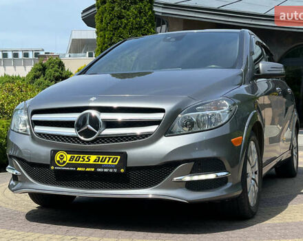 Серый Мерседес Б-класс, объемом двигателя 0 л и пробегом 61 тыс. км за 12500 $, фото 2 на Automoto.ua