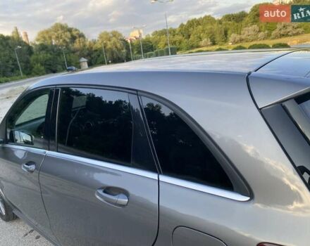 Сірий Мерседес Б-клас, об'ємом двигуна 0 л та пробігом 146 тис. км за 12950 $, фото 81 на Automoto.ua