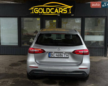 Серый Мерседес Б-класс, объемом двигателя 1.3 л и пробегом 52 тыс. км за 18000 $, фото 11 на Automoto.ua