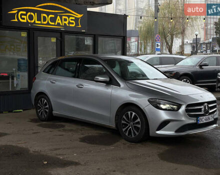 Серый Мерседес Б-класс, объемом двигателя 1.3 л и пробегом 52 тыс. км за 18000 $, фото 1 на Automoto.ua