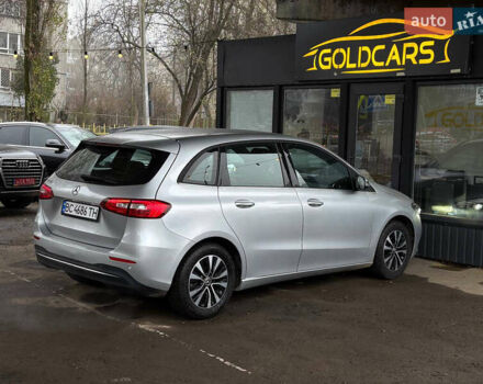 Серый Мерседес Б-класс, объемом двигателя 1.3 л и пробегом 52 тыс. км за 18000 $, фото 12 на Automoto.ua