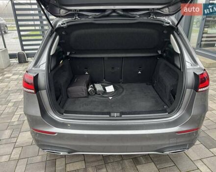 Серый Мерседес Б-класс, объемом двигателя 1.3 л и пробегом 73 тыс. км за 30500 $, фото 4 на Automoto.ua