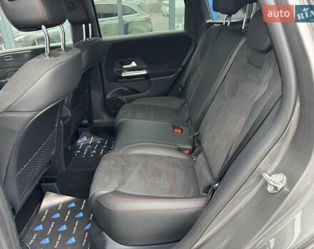 Серый Мерседес Б-класс, объемом двигателя 1.3 л и пробегом 73 тыс. км за 30500 $, фото 29 на Automoto.ua