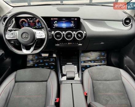 Серый Мерседес Б-класс, объемом двигателя 1.3 л и пробегом 73 тыс. км за 30500 $, фото 3 на Automoto.ua