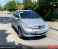 Сірий Мерседес Б-клас, об'ємом двигуна 2 л та пробігом 200 тис. км за 3600 $, фото 1 на Automoto.ua