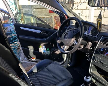 Сірий Мерседес Б-клас, об'ємом двигуна 2 л та пробігом 0 тис. км за 5500 $, фото 5 на Automoto.ua