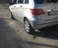 Сірий Мерседес Б-клас, об'ємом двигуна 2 л та пробігом 265 тис. км за 218000 $, фото 3 на Automoto.ua