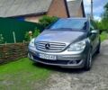 Серый Мерседес Б-класс, объемом двигателя 2 л и пробегом 305 тыс. км за 6400 $, фото 1 на Automoto.ua