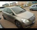 Сірий Мерседес Б-клас, об'ємом двигуна 1.5 л та пробігом 230 тис. км за 7000 $, фото 1 на Automoto.ua