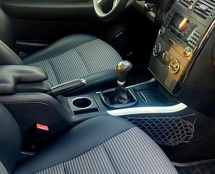 Серый Мерседес Б-класс, объемом двигателя 2 л и пробегом 325 тыс. км за 5000 $, фото 5 на Automoto.ua