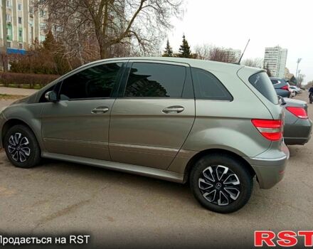 Сірий Мерседес Б-клас, об'ємом двигуна 1.5 л та пробігом 230 тис. км за 7000 $, фото 4 на Automoto.ua