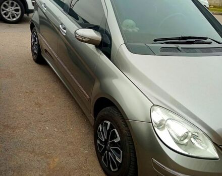 Сірий Мерседес Б-клас, об'ємом двигуна 1.5 л та пробігом 230 тис. км за 7000 $, фото 3 на Automoto.ua