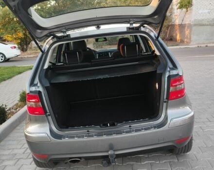 Серый Мерседес Б-класс, объемом двигателя 1.7 л и пробегом 213 тыс. км за 9300 $, фото 5 на Automoto.ua