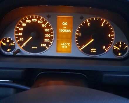 Серый Мерседес Б-класс, объемом двигателя 2 л и пробегом 192 тыс. км за 9500 $, фото 8 на Automoto.ua