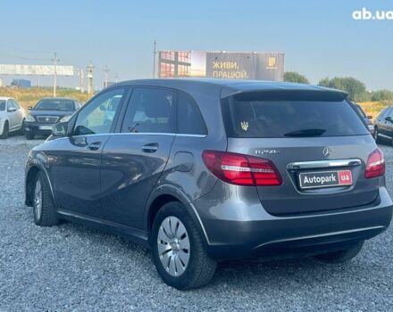 Сірий Мерседес Б-клас, об'ємом двигуна 0 л та пробігом 97 тис. км за 13290 $, фото 5 на Automoto.ua