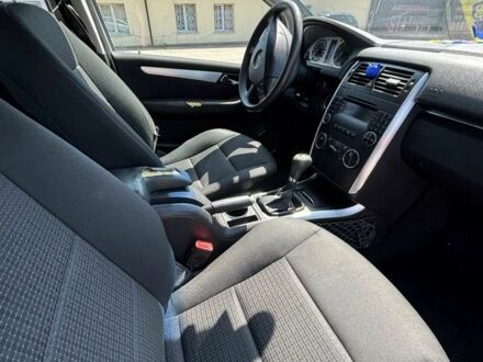 Серый Мерседес Б-класс, объемом двигателя 2 л и пробегом 315 тыс. км за 3300 $, фото 1 на Automoto.ua