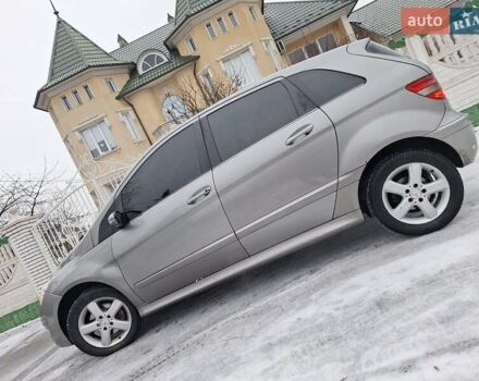 Сірий Мерседес Б-клас, об'ємом двигуна 2.03 л та пробігом 379 тис. км за 4700 $, фото 1 на Automoto.ua