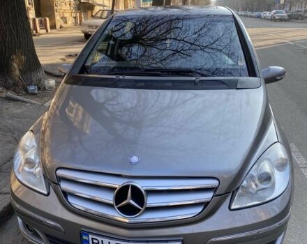 Сірий Мерседес Б-клас, об'ємом двигуна 1.7 л та пробігом 280 тис. км за 5000 $, фото 1 на Automoto.ua