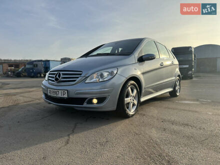 Серый Мерседес Б-класс, объемом двигателя 1.7 л и пробегом 252 тыс. км за 6800 $, фото 1 на Automoto.ua