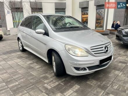 Сірий Мерседес Б-клас, об'ємом двигуна 2 л та пробігом 273 тис. км за 3800 $, фото 1 на Automoto.ua