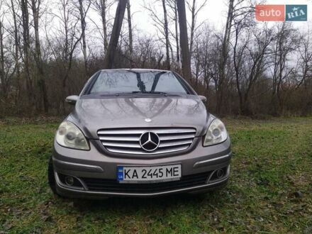 Мерседес Б-класс 2006 в Киеве на Automoto.ua Серый Мерседес Б-класс, объемом двигателя 1.99 л и пробегом 230 тыс. км за 5300 $, фото 1 на Automoto.ua