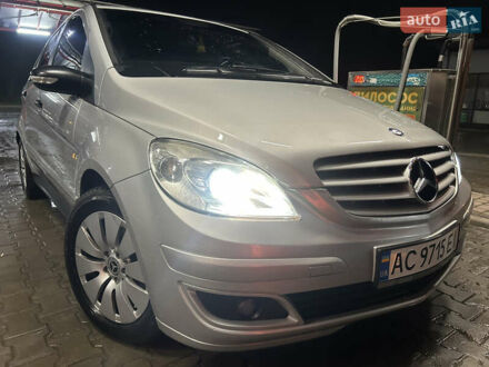 Сірий Мерседес Б-клас, об'ємом двигуна 1.7 л та пробігом 264 тис. км за 5700 $, фото 1 на Automoto.ua