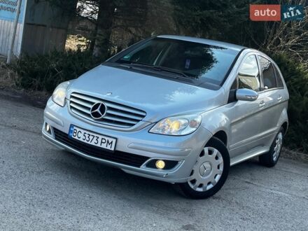 Сірий Мерседес Б-клас, об'ємом двигуна 2 л та пробігом 273 тис. км за 6150 $, фото 1 на Automoto.ua