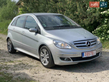 Мерседес Б-класс 2006 в Львове на Automoto.ua Серый Мерседес Б-класс, объемом двигателя 1.7 л и пробегом 246 тыс. км за 7000 $, фото 1 на Automoto.ua