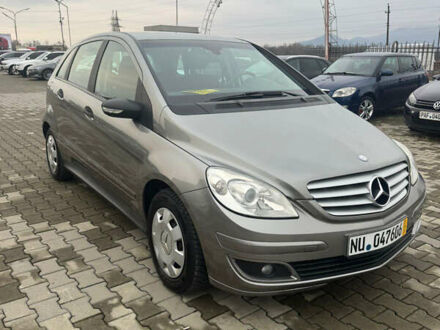 Серый Мерседес Б-класс, объемом двигателя 1.5 л и пробегом 272 тыс. км за 6999 $, фото 1 на Automoto.ua